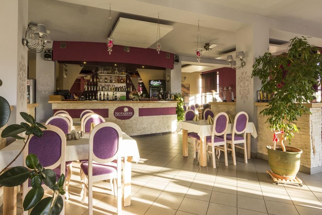 Hotel Notabene Świdnik Exteriér fotografie